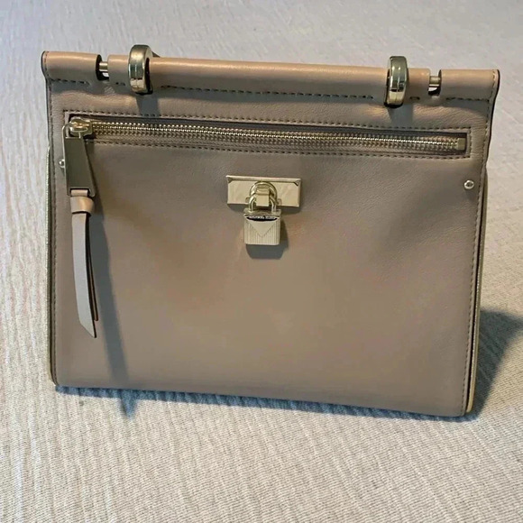 Michael Kors Leather Handbag top handle w/crossbody strap beige w/gold accents - Picture 2 of 16